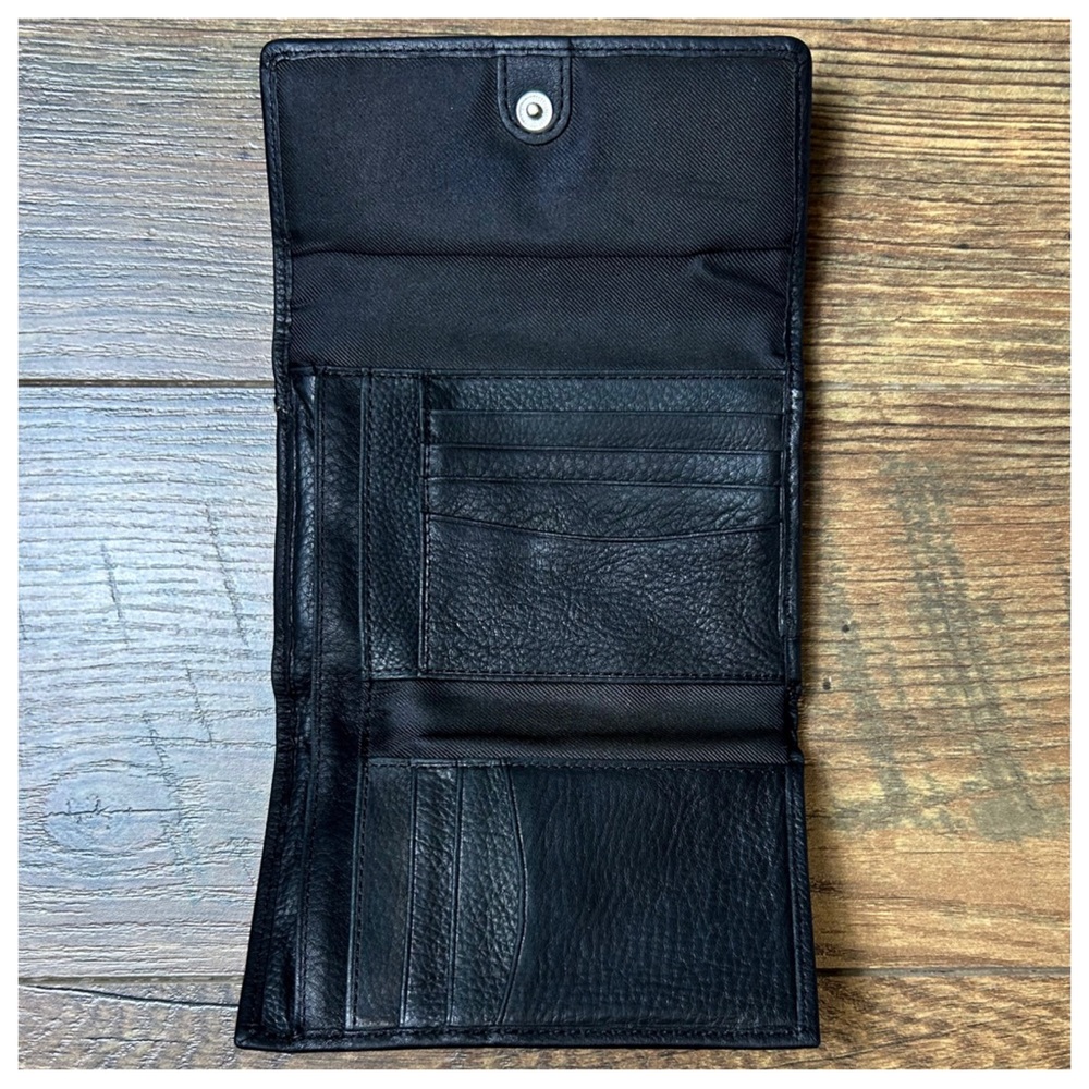 FOSSIL Tri-Fold Wallet - Picture 5 of 10